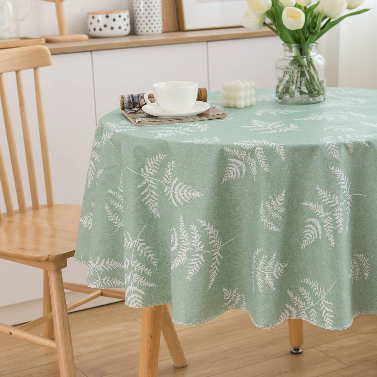 Pioggia Vinyl Tablecloth with Flannel Backed Rectangle Waterproof Oil-Proof PVC Table Cloth Wipeable Spill-Proof Plastic Table Cover for Indoor and Outdoor