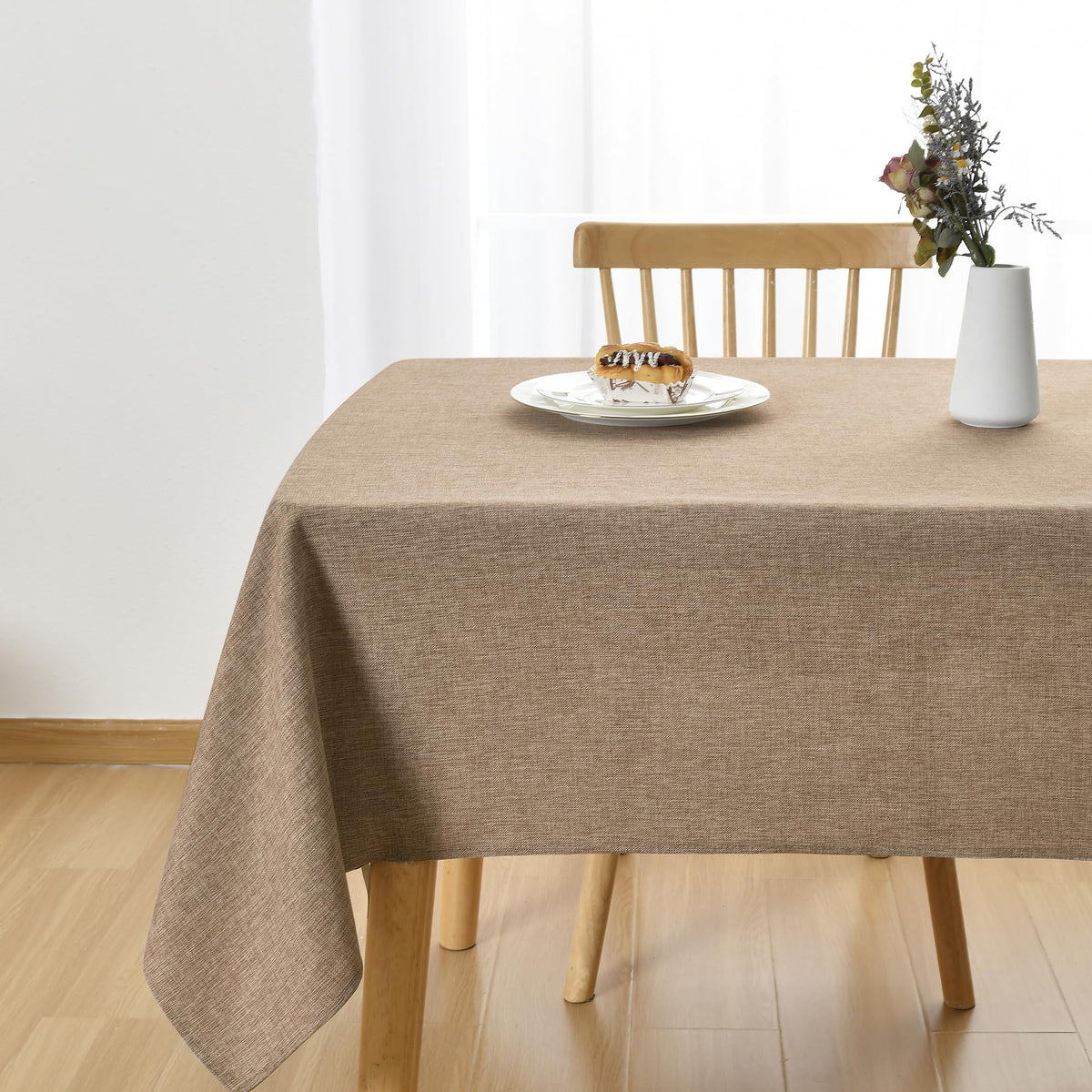 JIUZHEN Round Table Cloth Faux Linen Farmhouse Tablecloth Wrinkle and Stain Resistant Decorative Fabric Table Cover for Kitchen, Dining Room, Parties and Camping, Beige, 120 Inch Round