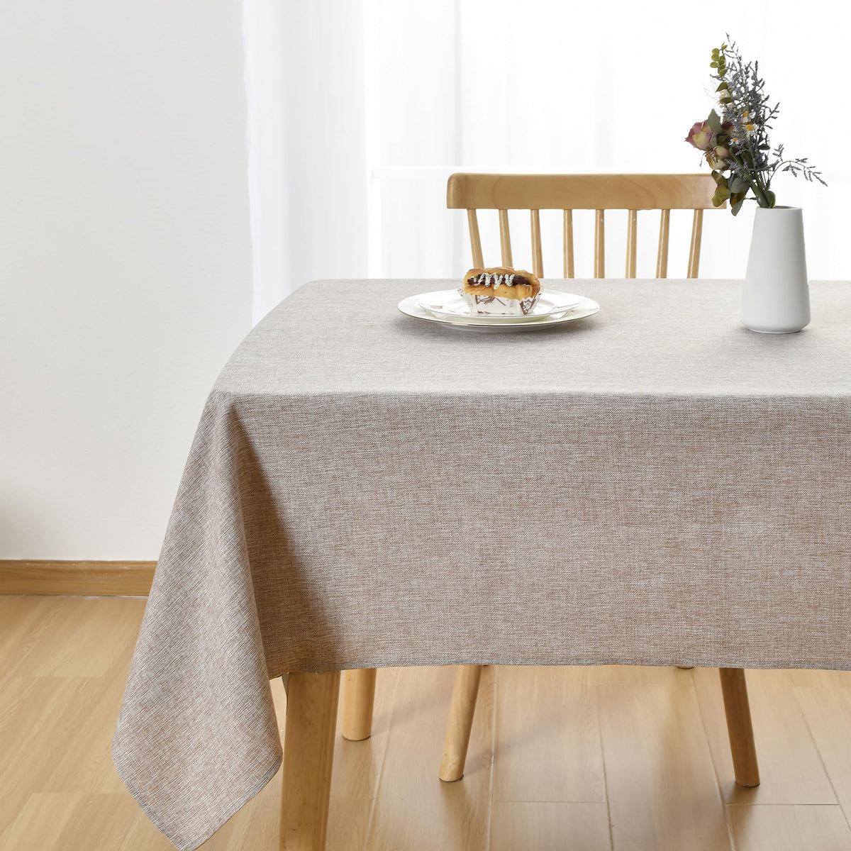 JIUZHEN Round Table Cloth Faux Linen Farmhouse Tablecloth Wrinkle and Stain Resistant Decorative Fabric Table Cover for Kitchen, Dining Room, Parties and Camping, Beige, 120 Inch Round